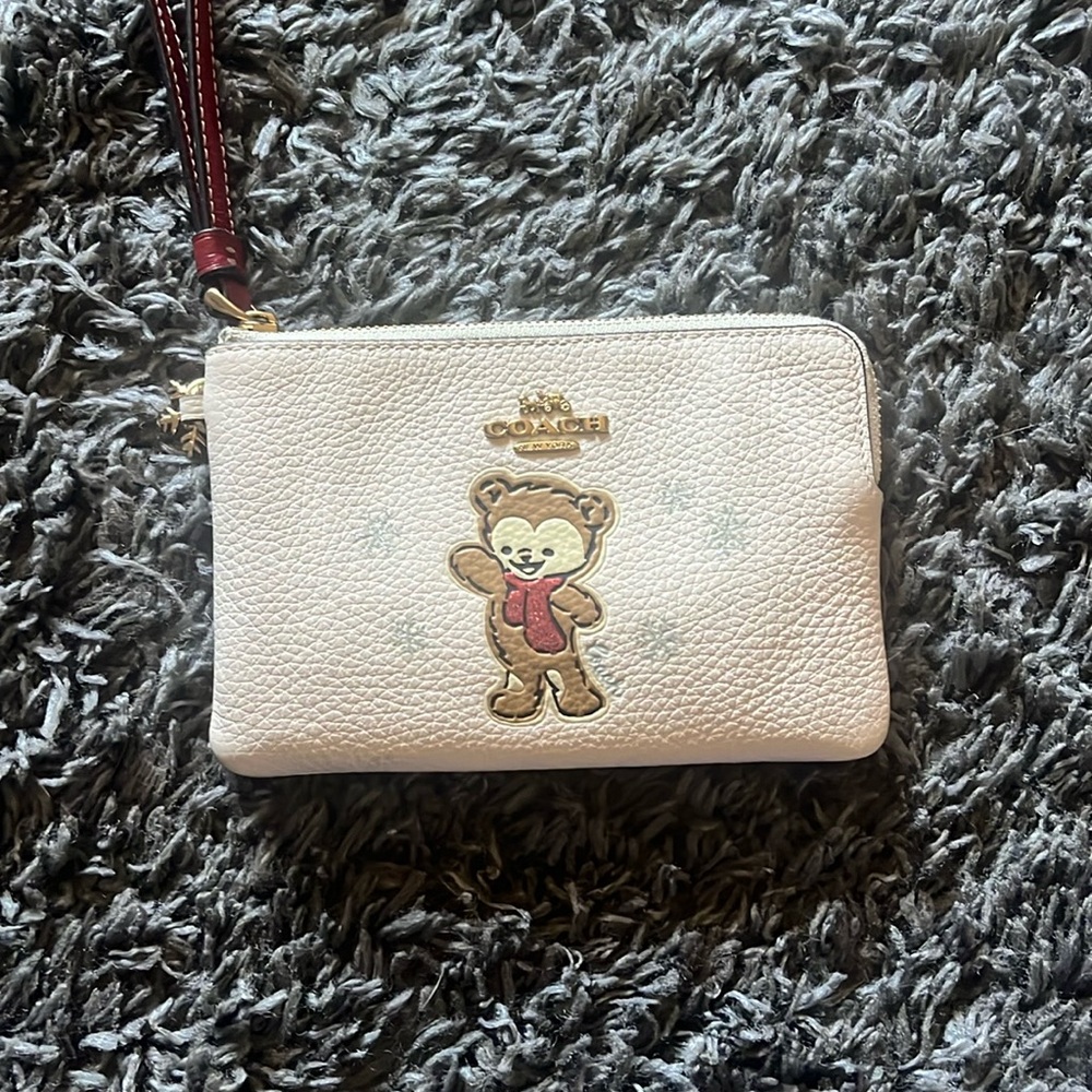 Coach winter bear wallet